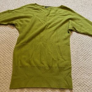 Ann Taylor 100 percent cashmere green boatneck dolman sleeve sweater